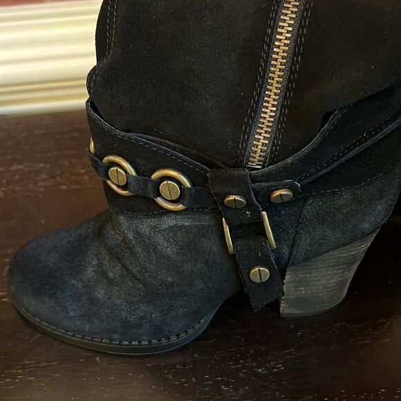 Chinese Laundry Backstreet Black Suede Tall Boots size 7 M - Picture 4 of 7